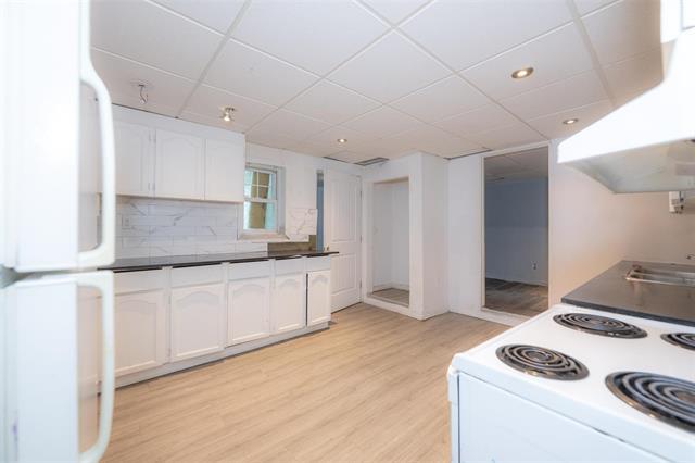 113 Lorne Ave, Winnipeg, MB