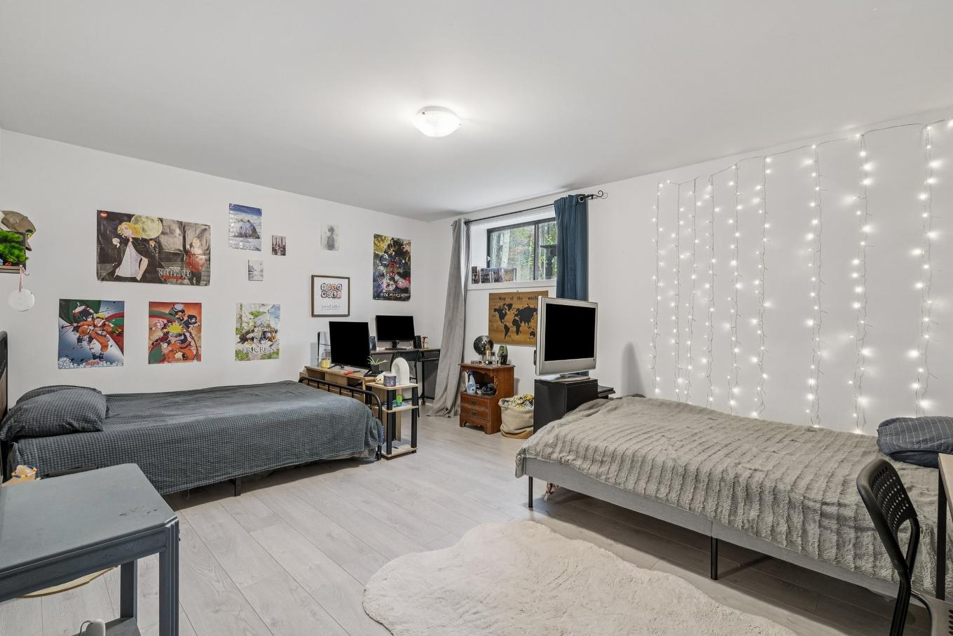 Salle de jeux - 120 Rue Bellefeuille, Saint-Calixte, QC - Indoor