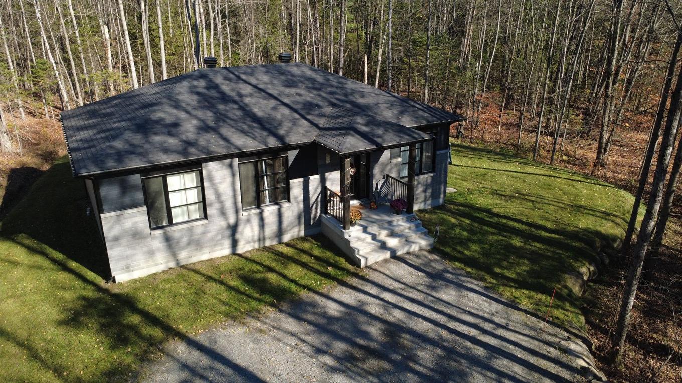 Photo aérienne - 120 Rue Bellefeuille, Saint-Calixte, QC - Outdoor