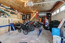 Garage -