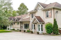 121 Route 216 Stoke, QC J0B 3G0