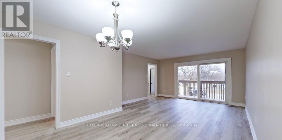 133 Manitou Crescent, Brampton, ON - Indoor Photo Showing Other Room