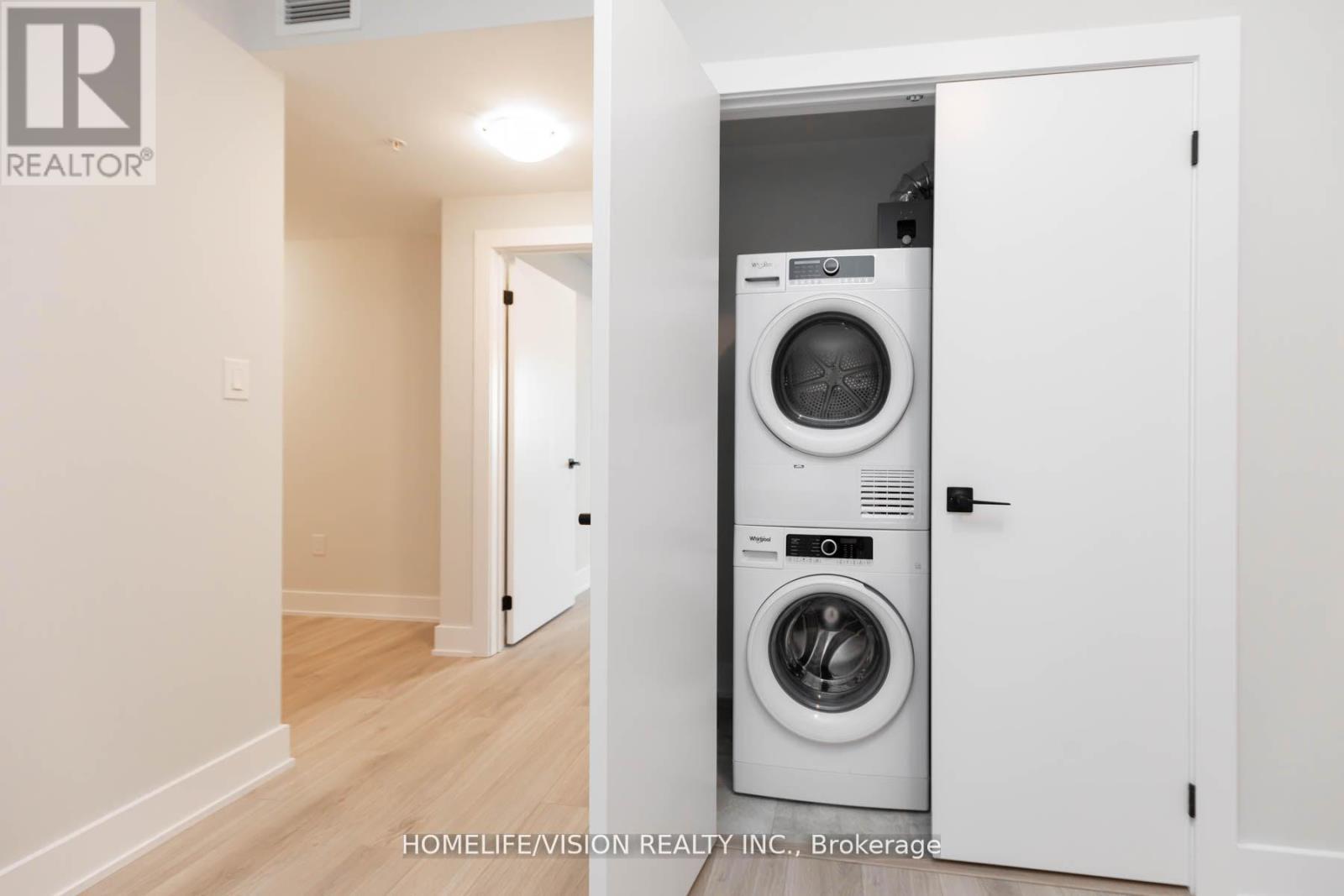 312 - 1 Chef Lane, Barrie, ON - Indoor Photo Showing Laundry Room