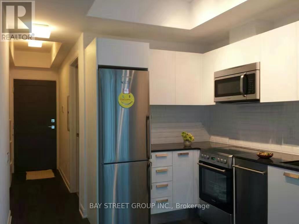 2103 - 42 Charles Street E, Toronto, ON - Indoor Photo Showing Kitchen