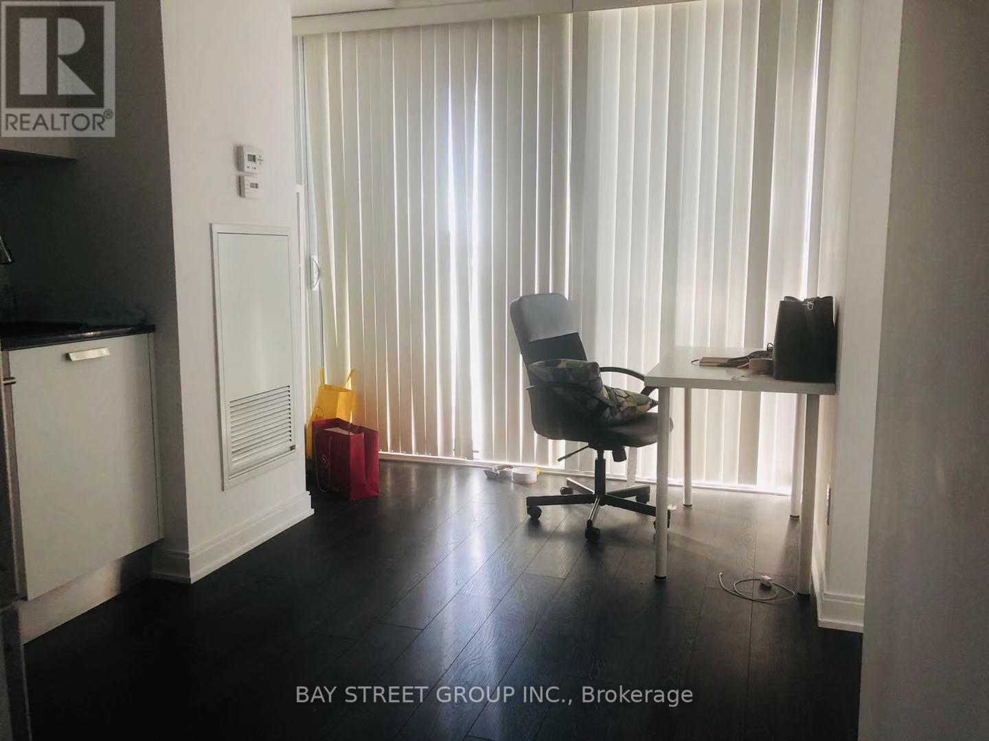 2103 - 42 Charles Street E, Toronto, ON - Indoor