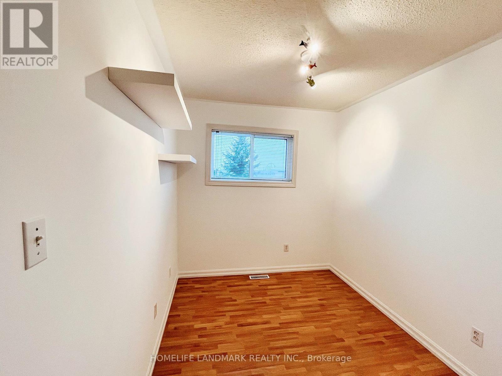 65 Kelso Crescent, Vaughan, ON - Indoor Photo Showing Other Room