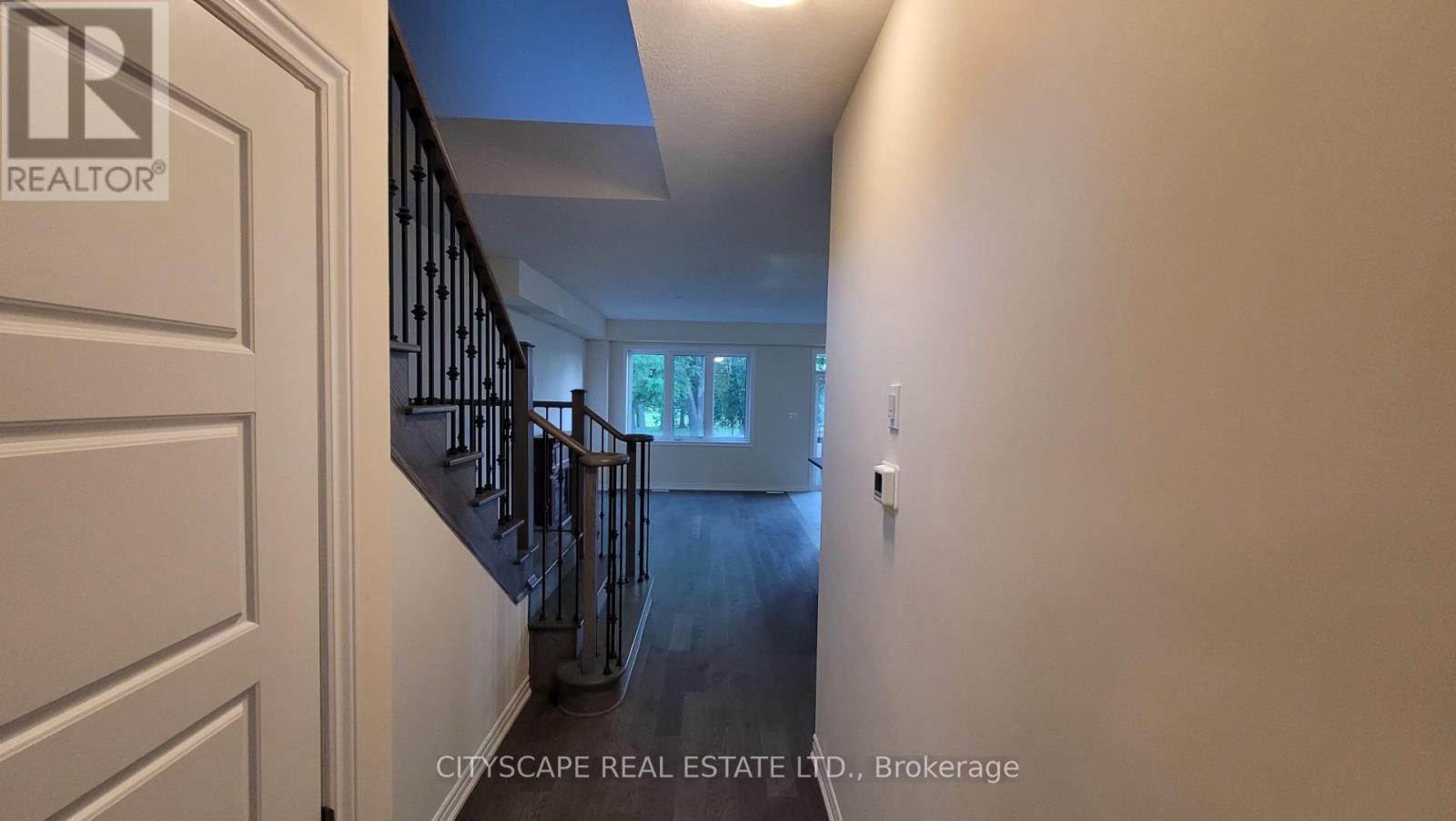 29 Sundin Drive, Haldimand, ON - Indoor Photo Showing Other Room