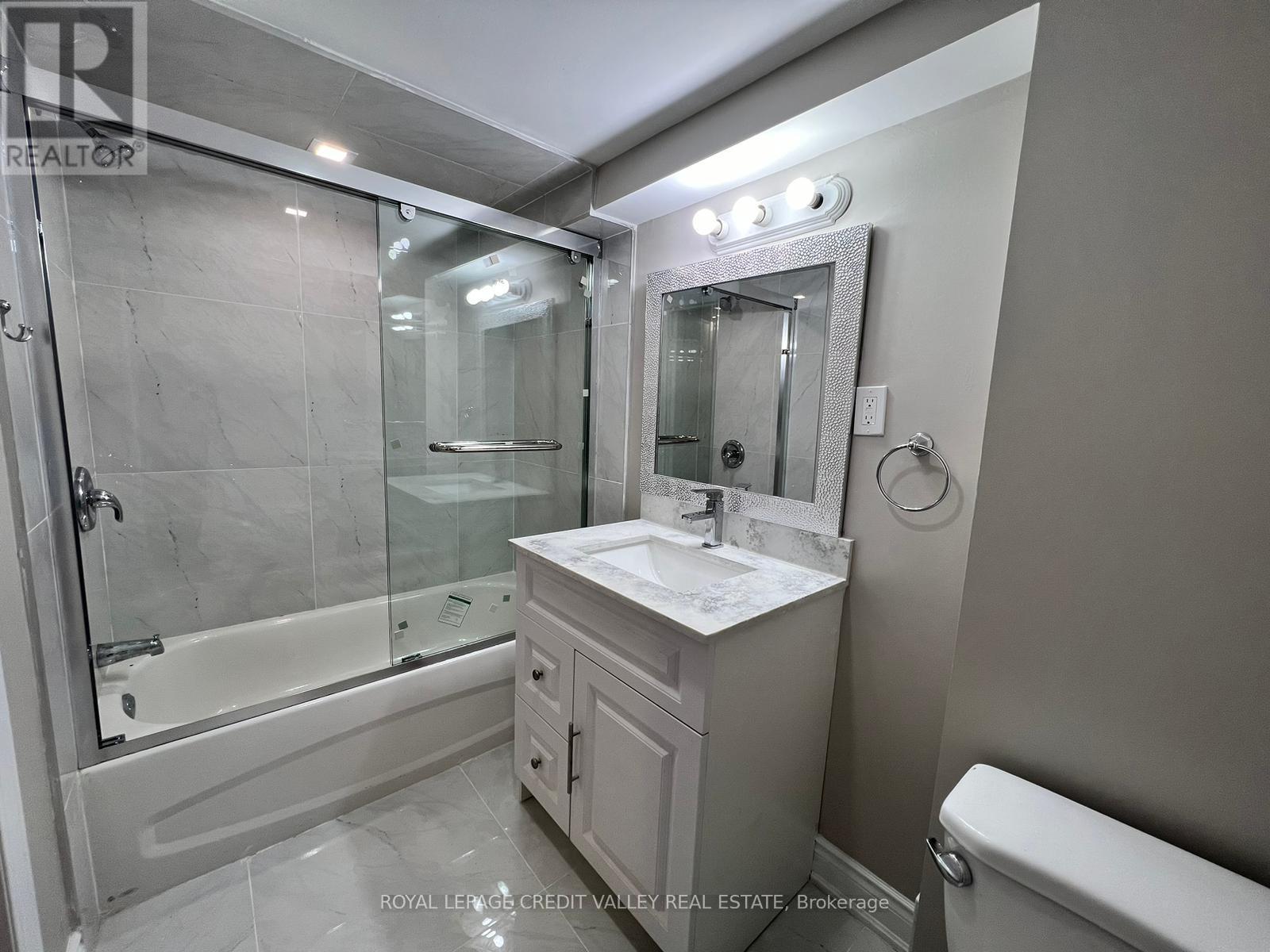 62 Eagleridge Drive, Brampton, ON - Indoor Photo Showing Bathroom