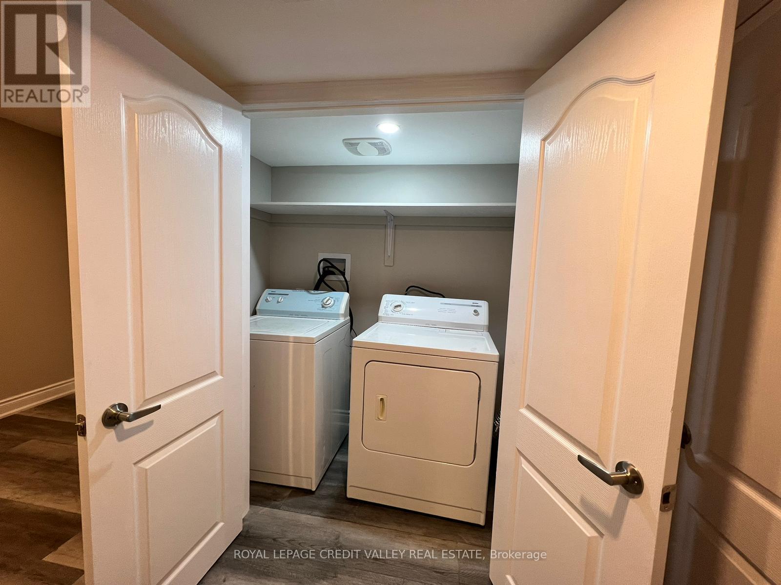 62 Eagleridge Drive, Brampton, ON - Indoor Photo Showing Laundry Room