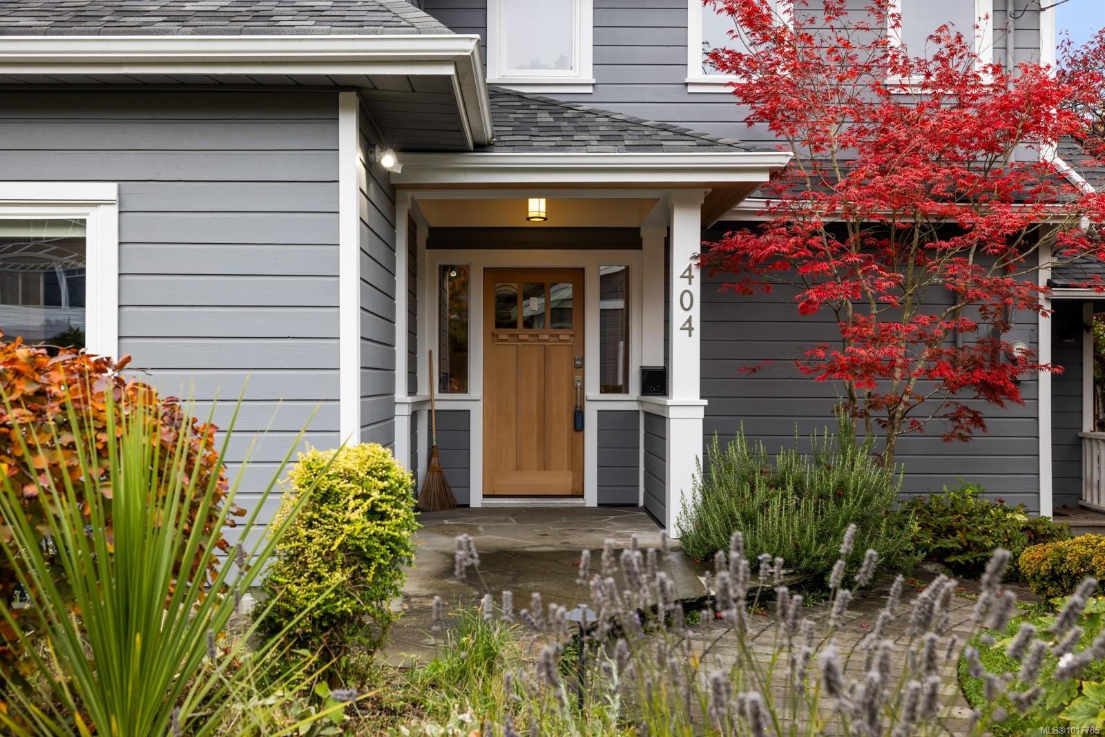 404 Constance Ave, Esquimalt, BC