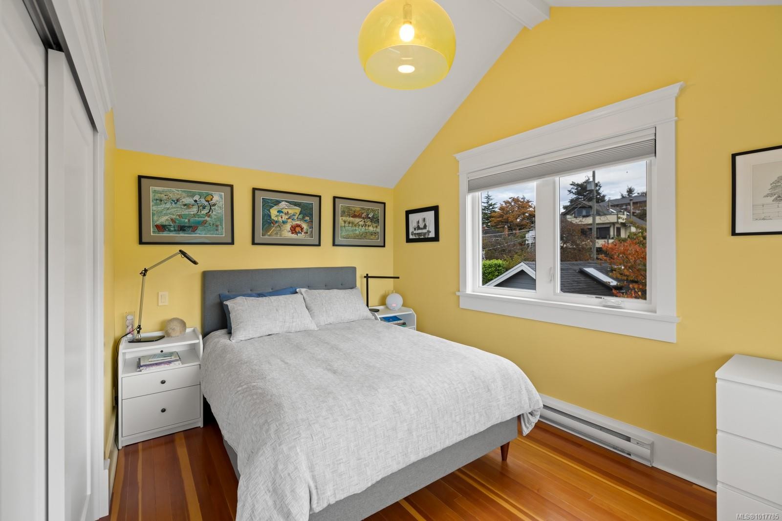 404 Constance Ave, Esquimalt, BC