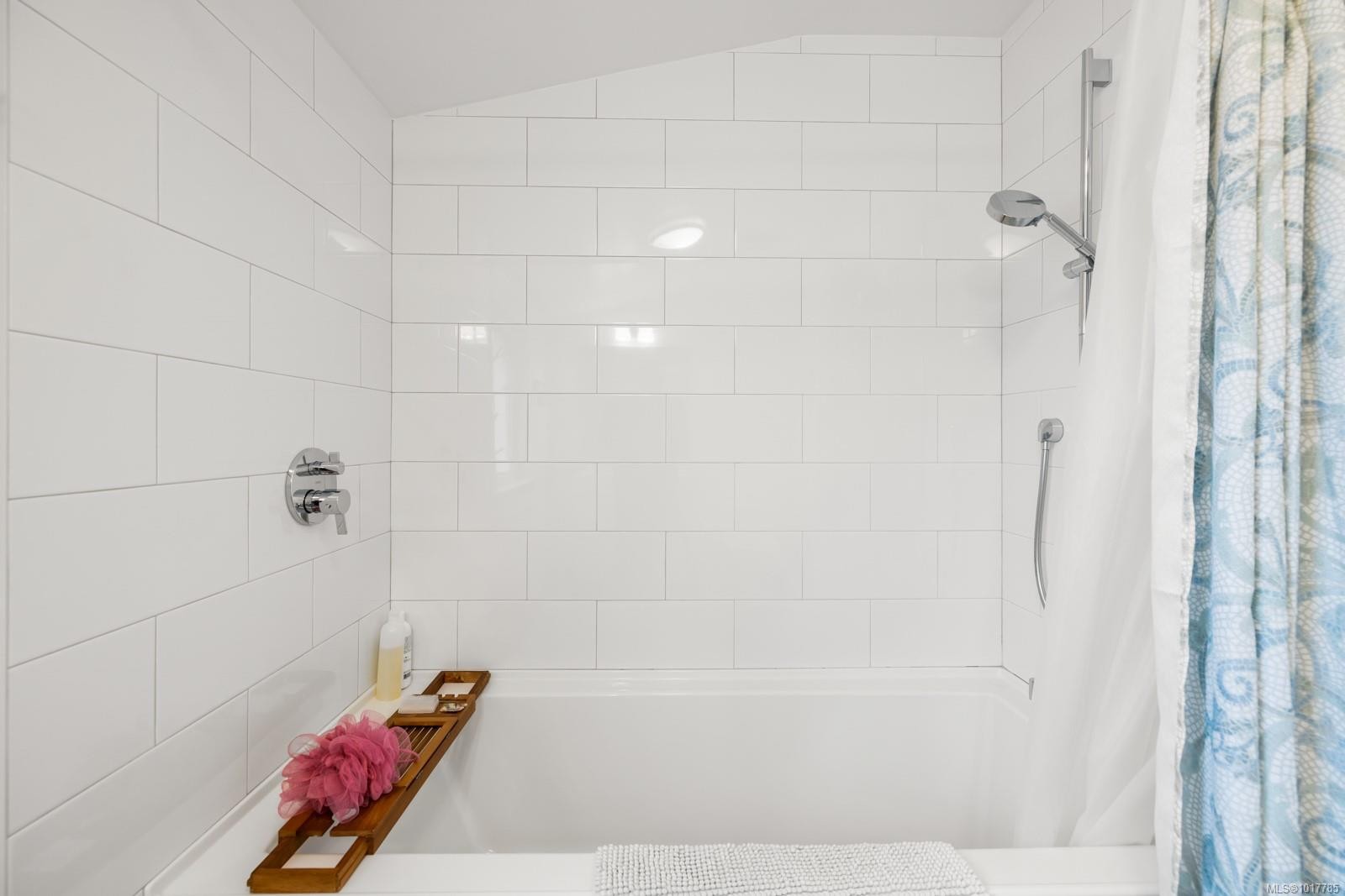 404 Constance Ave, Esquimalt, BC