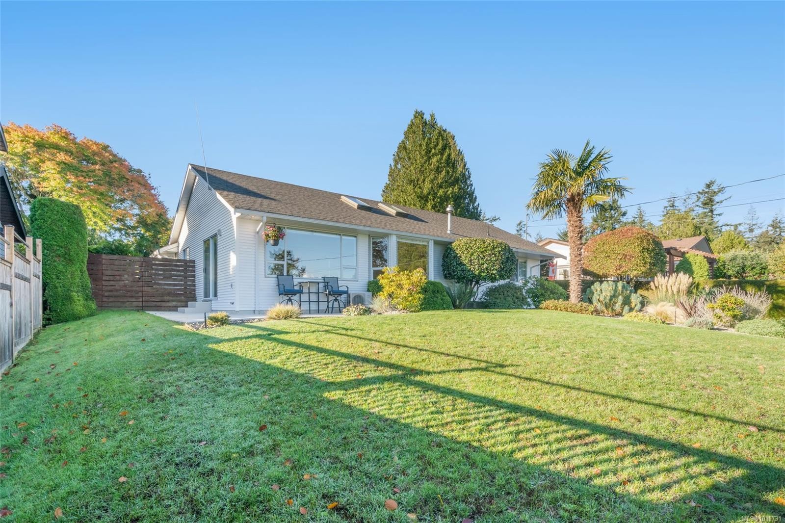 1379 Reef Rd, Nanoose Bay, BC