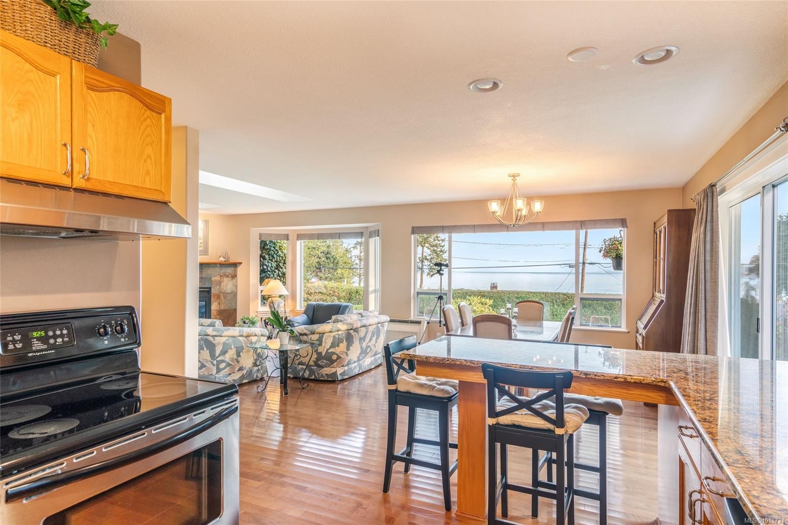 1379 Reef Rd, Nanoose Bay, BC