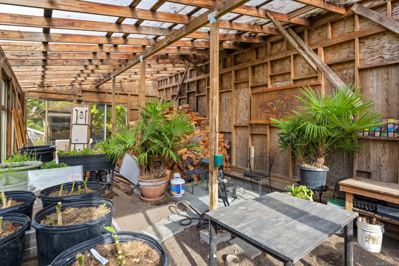 571 Meredith Rd, Mill Bay, BC