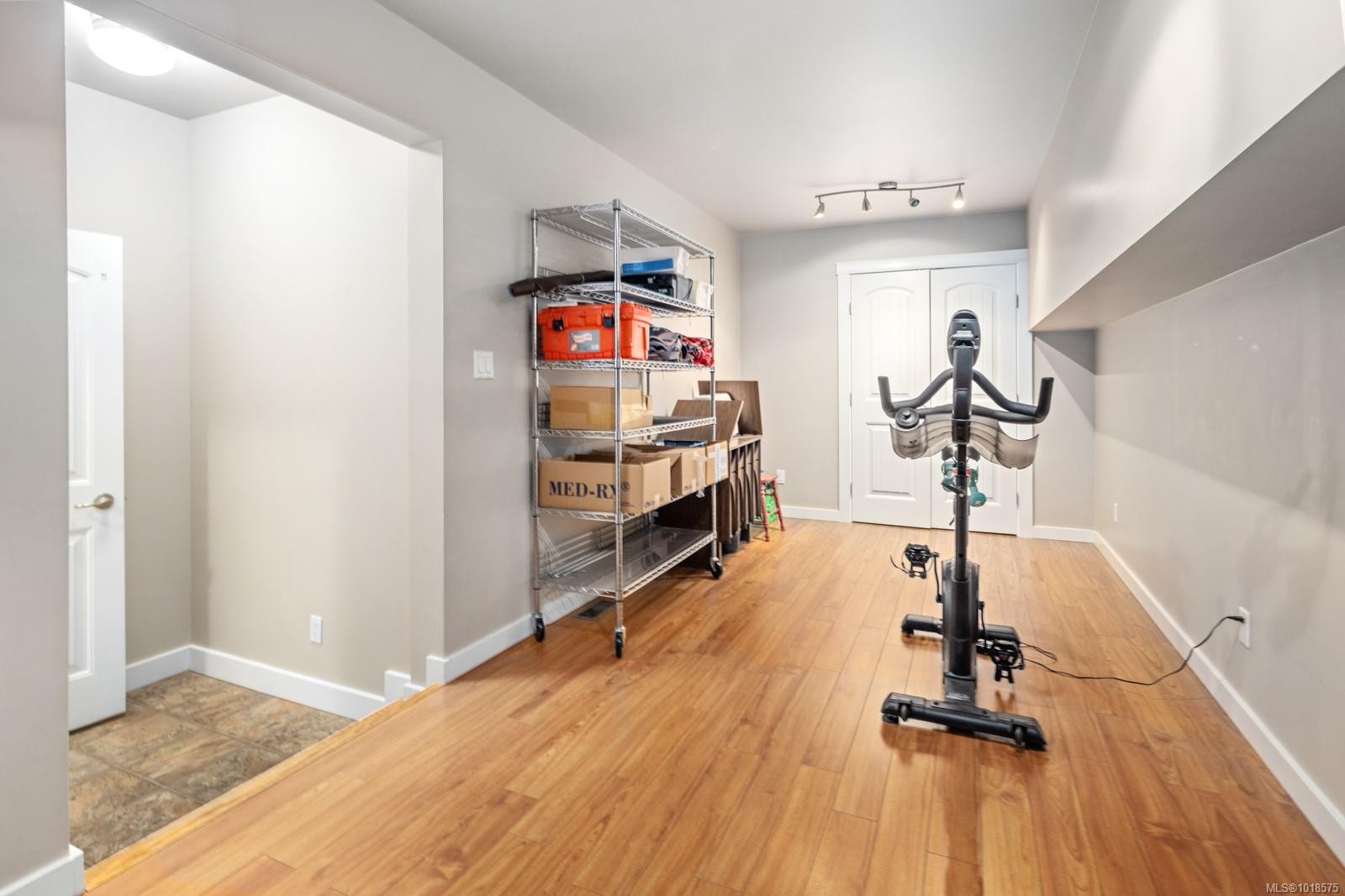 571 Meredith Rd, Mill Bay, BC