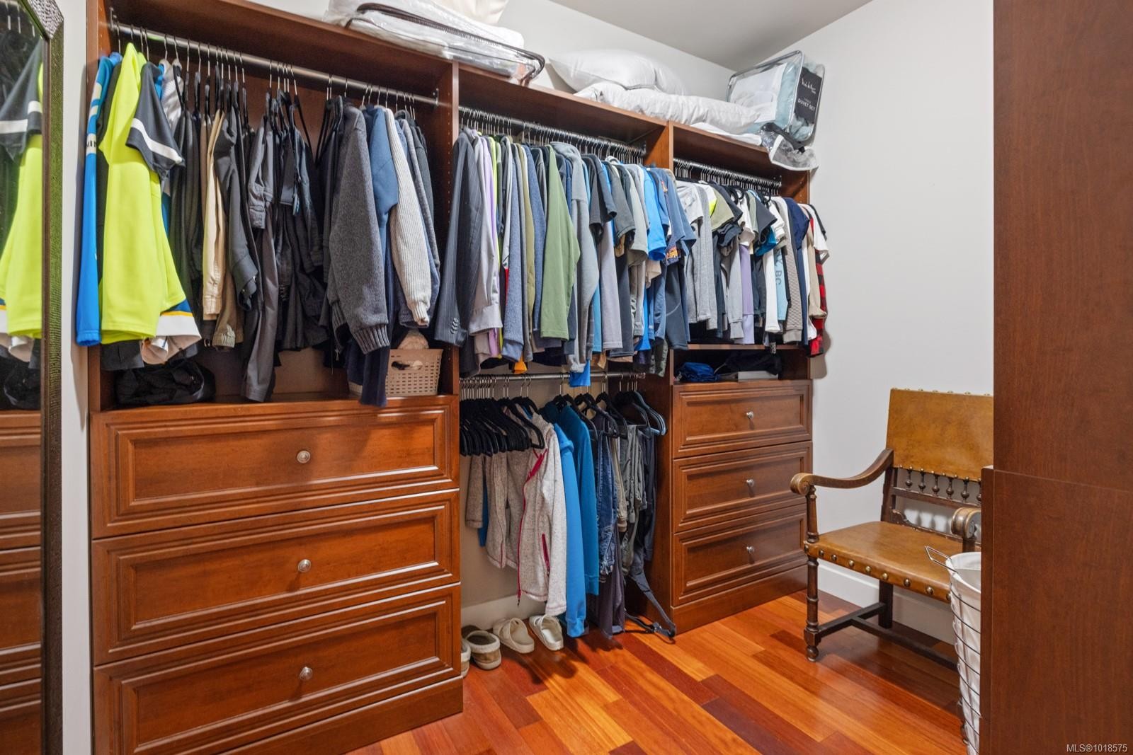 571 Meredith Rd, Mill Bay, BC