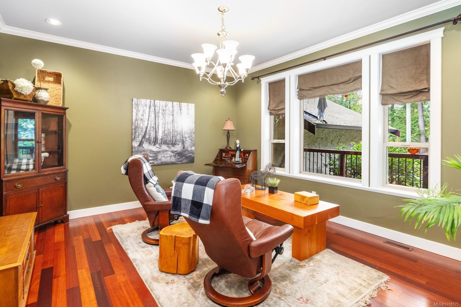 571 Meredith Rd, Mill Bay, BC