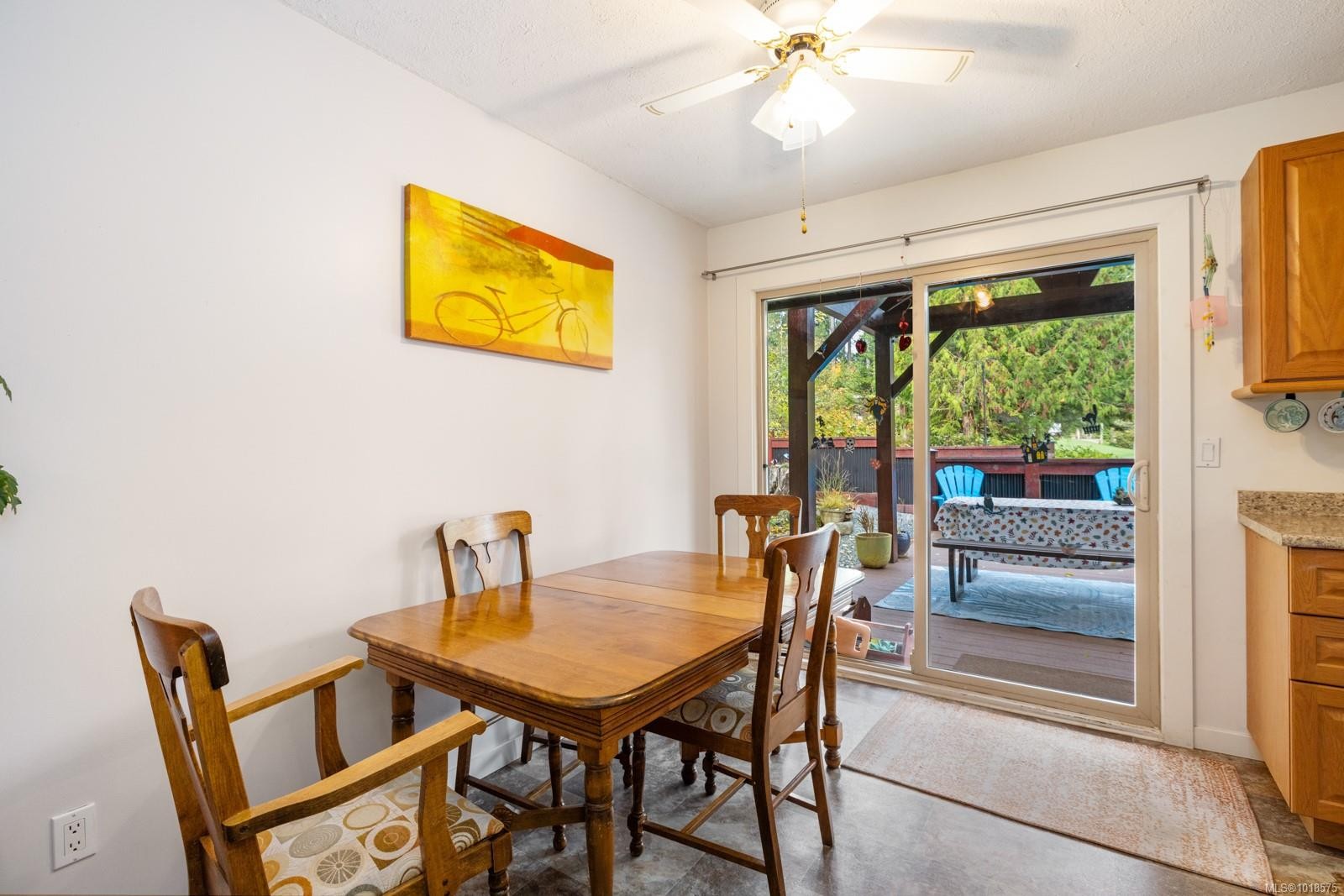 571 Meredith Rd, Mill Bay, BC