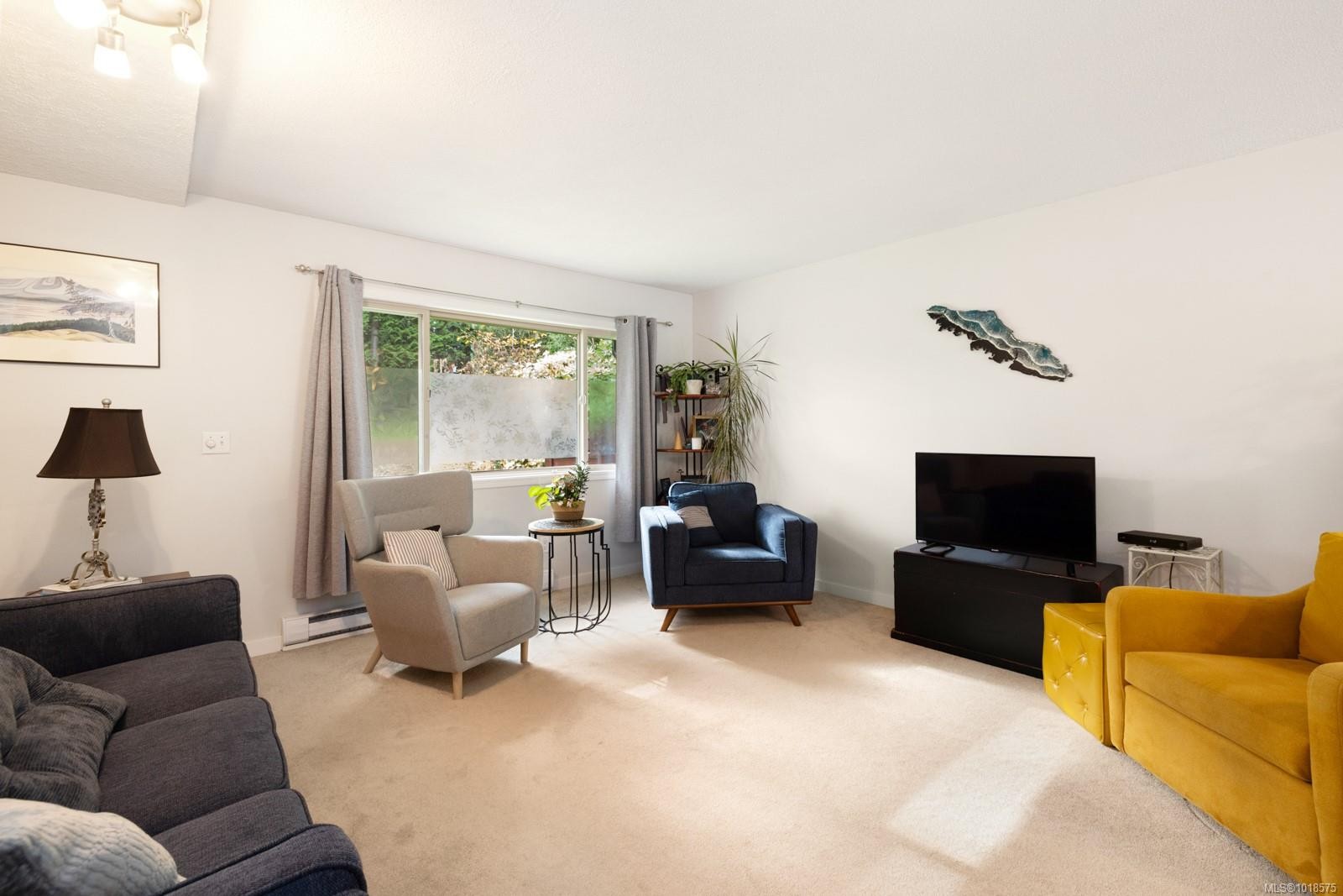 571 Meredith Rd, Mill Bay, BC