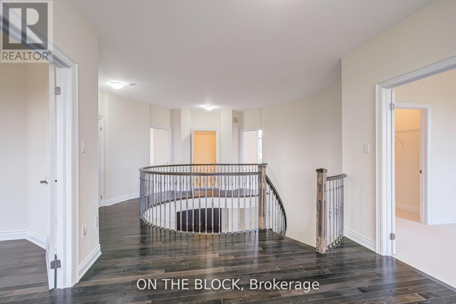 24 Whitewood Drive, Whitchurch-Stouffville, ON - Indoor Photo Showing Other Room