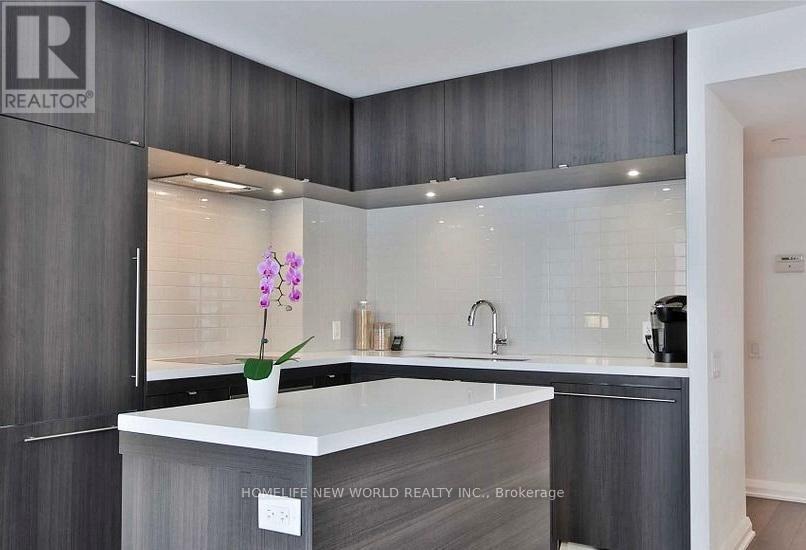 2313 - 155 Yorkville Avenue, Toronto, ON - Indoor