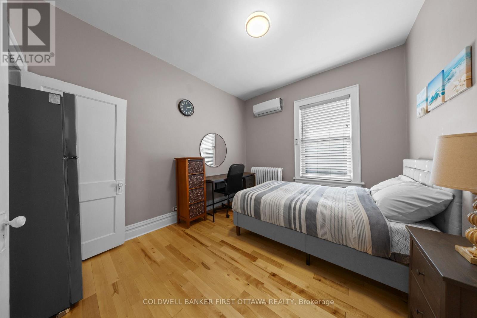 245 Bay Street, Ottawa, ON