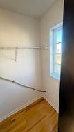 Walk-in closet -