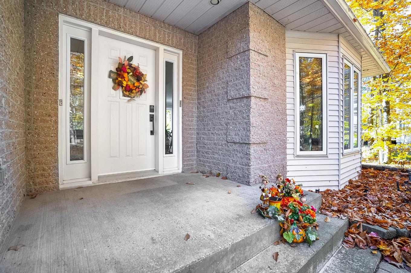 Frontage - 2580 Rue De L'Écusson, Saint-Lazare, QC - Outdoor With Exterior