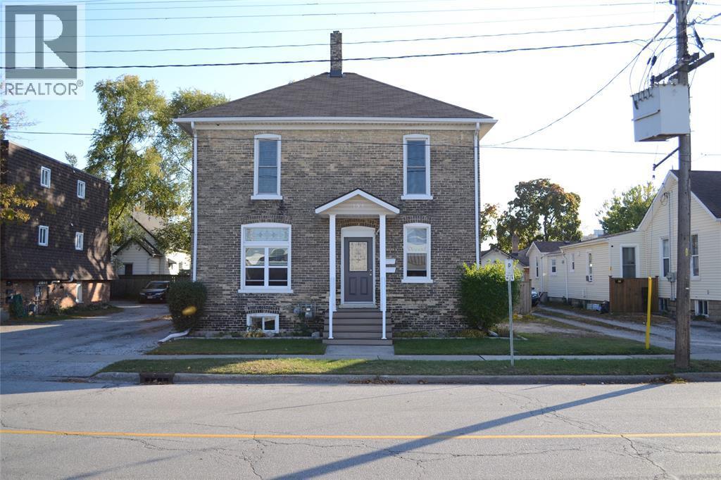 191 Maxwell Street Unit# 2 (Upper), Sarnia, ON - Outdoor With Facade