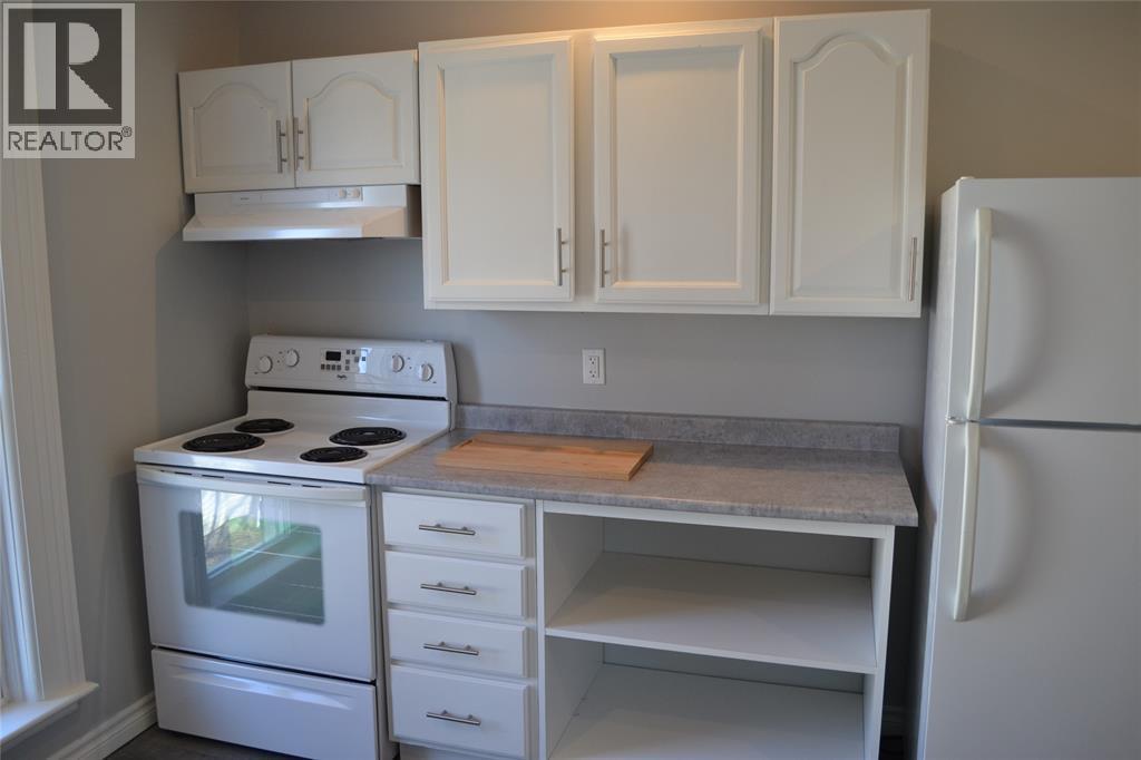 191 Maxwell Street Unit# 2 (Upper), Sarnia, ON - Indoor Photo Showing Kitchen