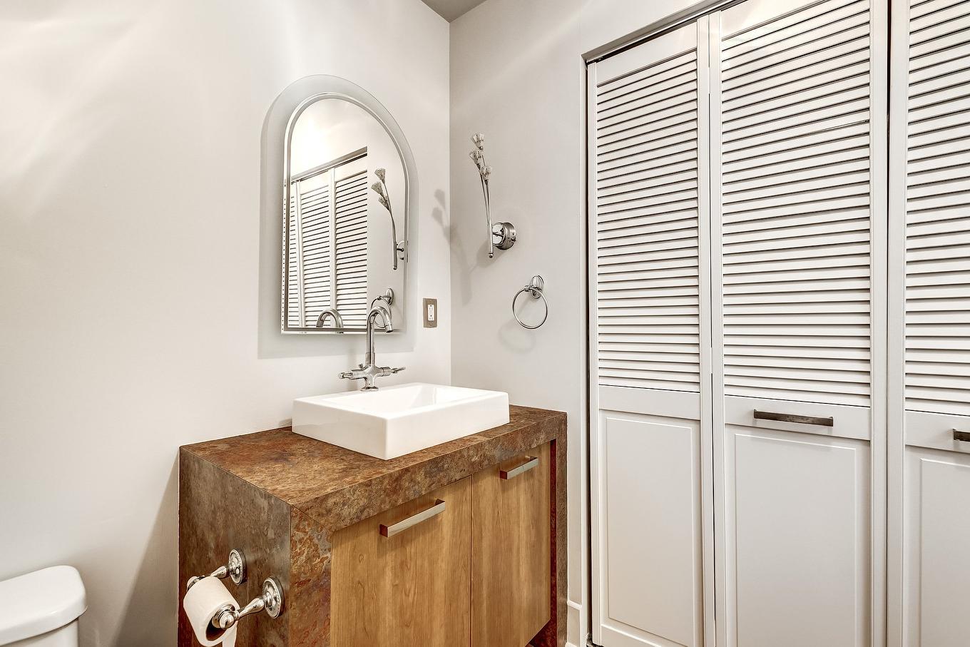 Salle de bains - 412-4200 Rue St-Ambroise, Montréal (Le Sud-Ouest), QC