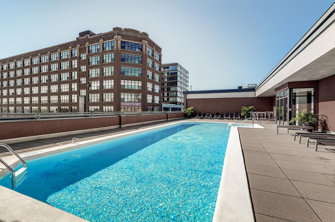 Piscine - 403-1655 Rue St-Patrick, Montréal (Le Sud-Ouest), QC - Outdoor With In Ground Pool