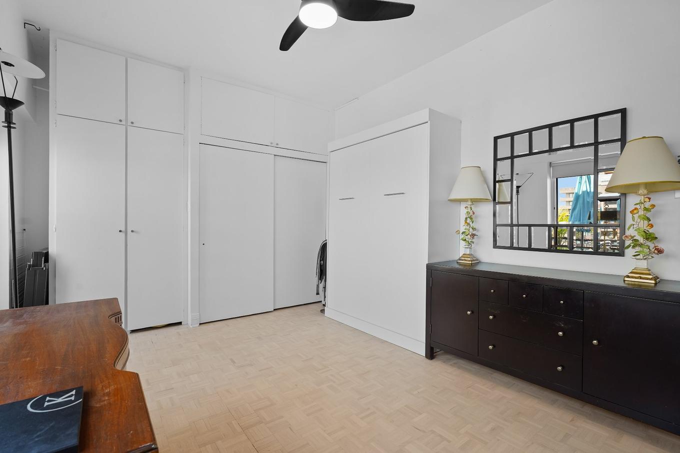 Bedroom - 1203-3445 Rue Drummond, Montréal (Ville-Marie), QC