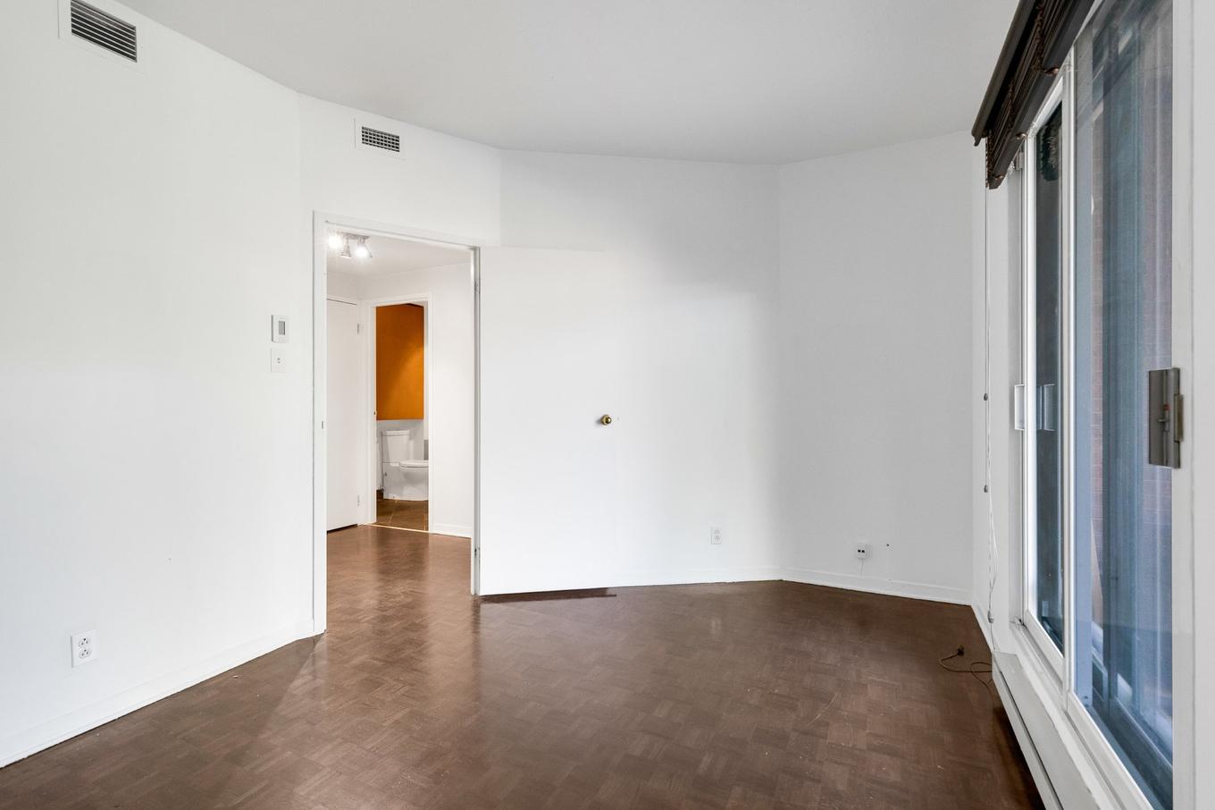 Chambre à coucher - 107-111 Rue Vinet, Montréal (Le Sud-Ouest), QC - Indoor Photo Showing Other Room