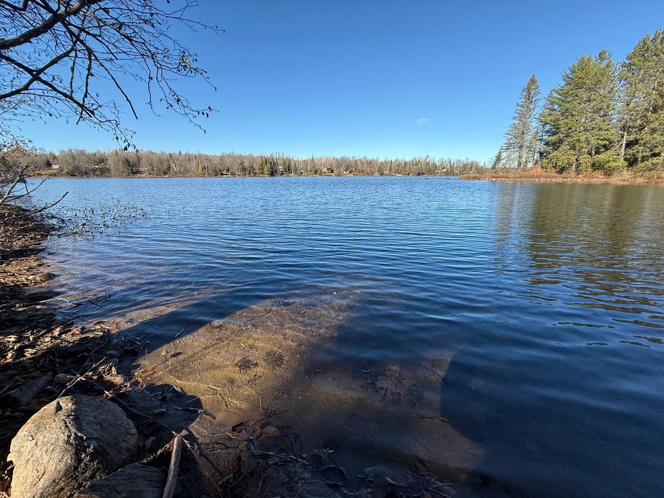 Waterfront - 247 Ch. Du Lac-À-Larche, Cayamant, QC