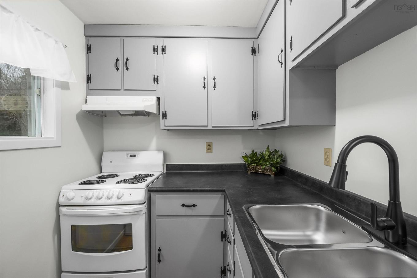 40 Spruce Drive, Mill Cove, NS