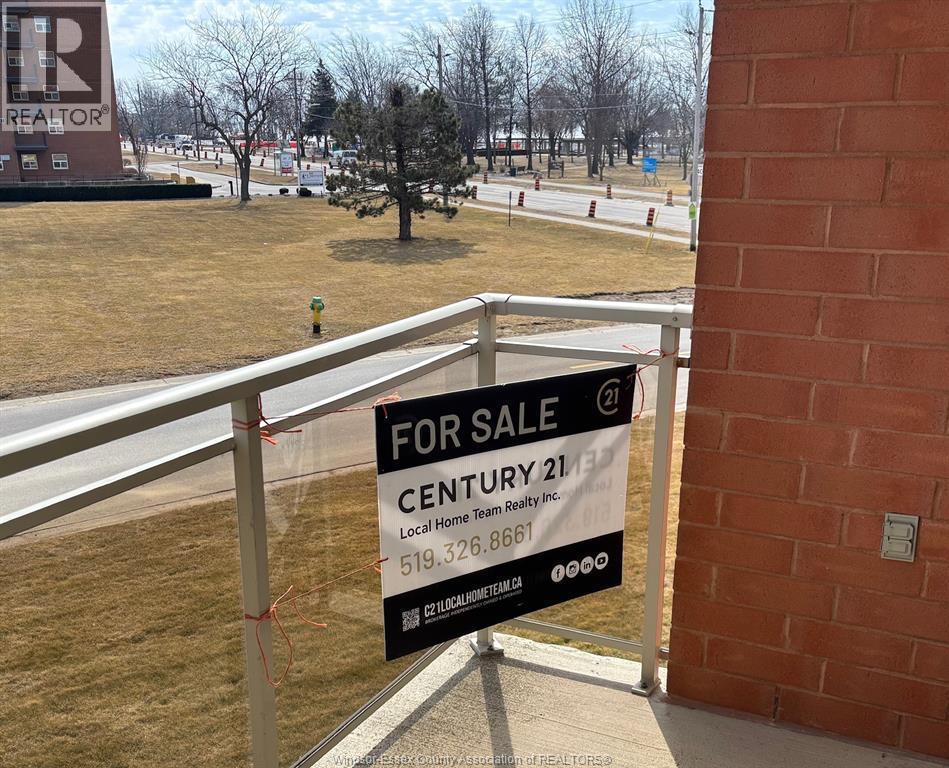 99 Robson Unit# 203, Leamington, ON - Outdoor
