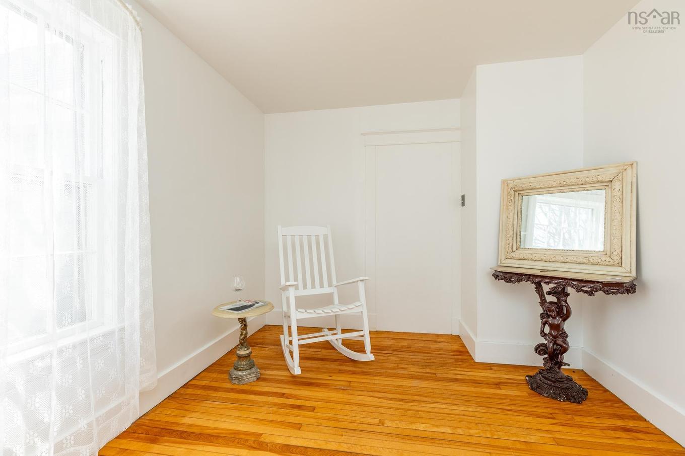 91 Cliff Street, Yarmouth, NS