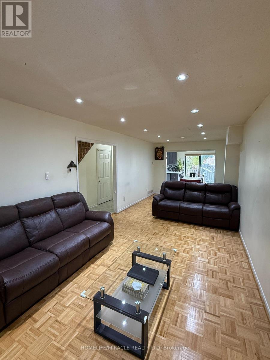 Main &Second Floor - 2 Ketchum Crescent, Markham, ON - Indoor