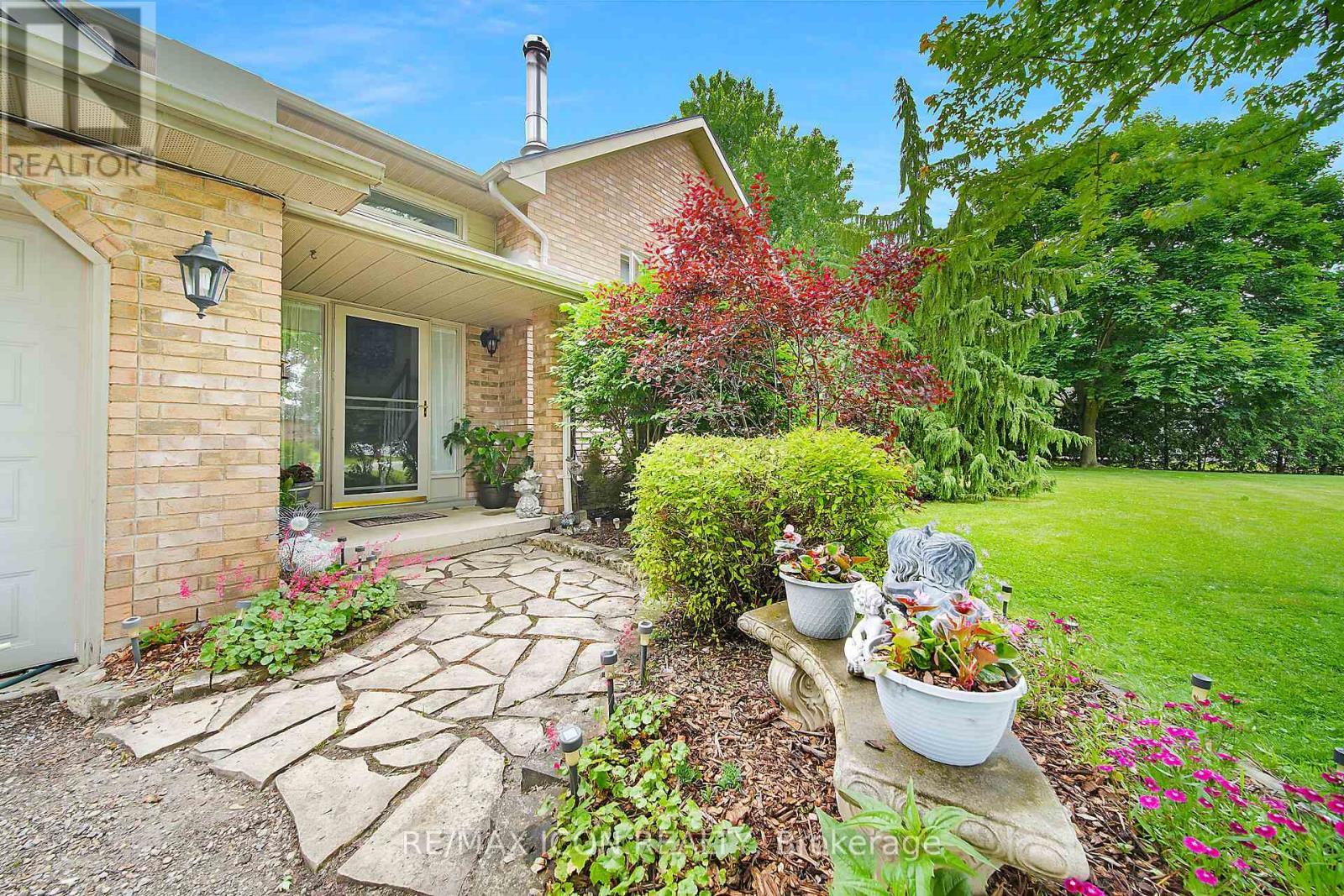 21 Lunn Lane, Dutton/Dunwich (Wallacetown), ON - Outdoor