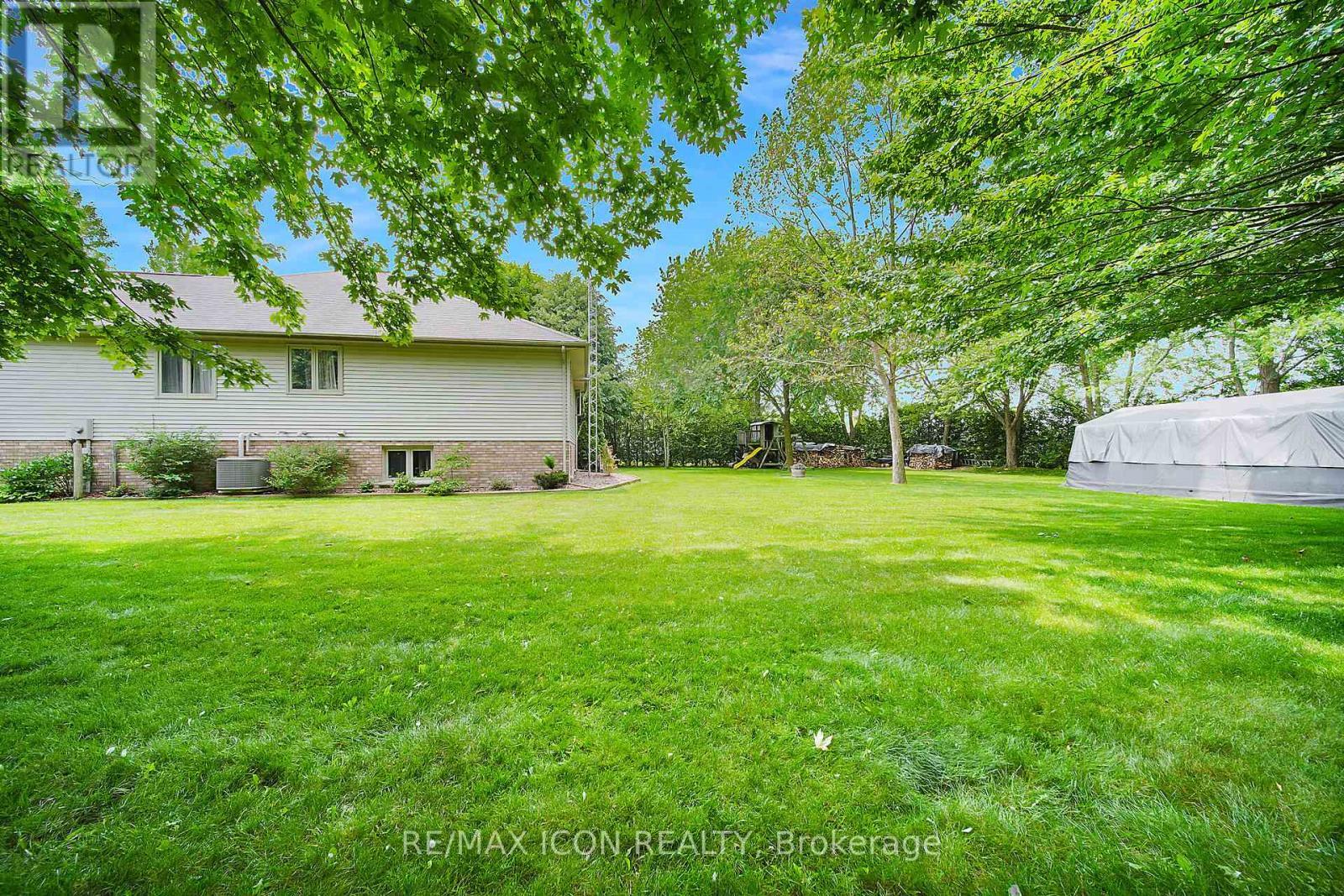 21 Lunn Lane, Dutton/Dunwich (Wallacetown), ON - Outdoor