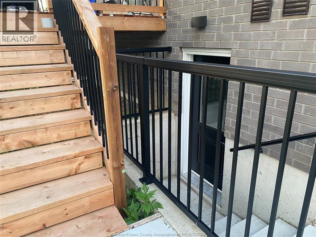 3515 Dougall, Windsor, ON - Outdoor With Exterior