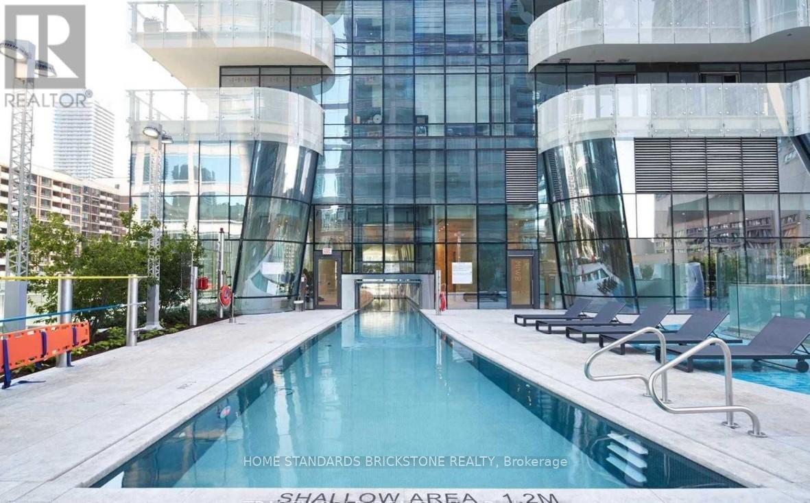 1609 - 1 Bloor Street E, Toronto, ON - Outdoor With In Ground Pool