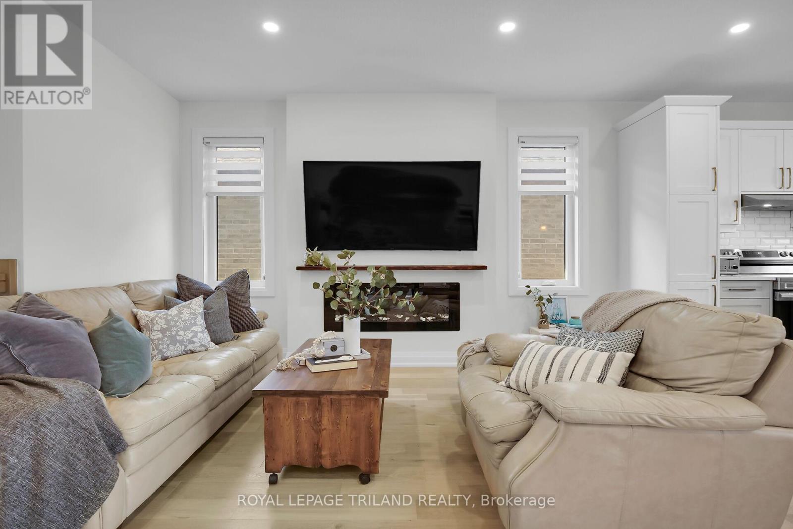 6 - 383 Daventry Way, Middlesex Centre (Kilworth), ON