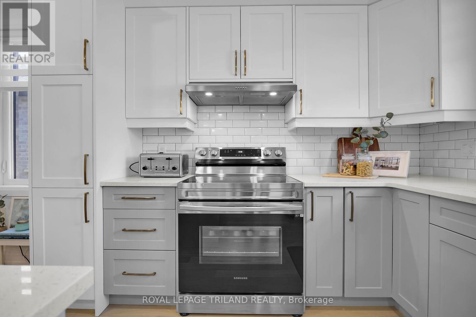 6 - 383 Daventry Way, Middlesex Centre (Kilworth), ON