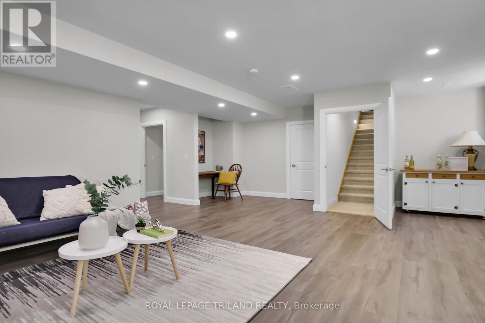 6 - 383 Daventry Way, Middlesex Centre (Kilworth), ON