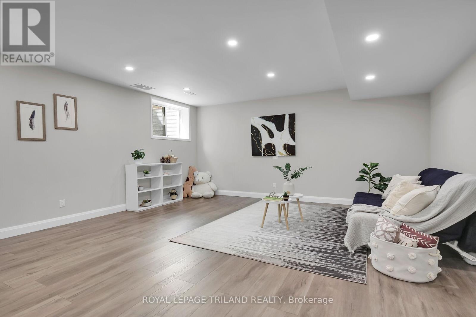 6 - 383 Daventry Way, Middlesex Centre (Kilworth), ON