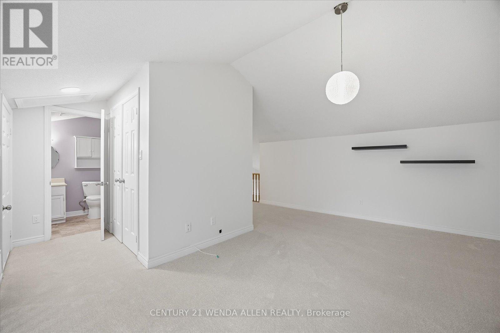 D16 - 1663 Nash Road, Clarington, ON - Indoor Photo Showing Other Room