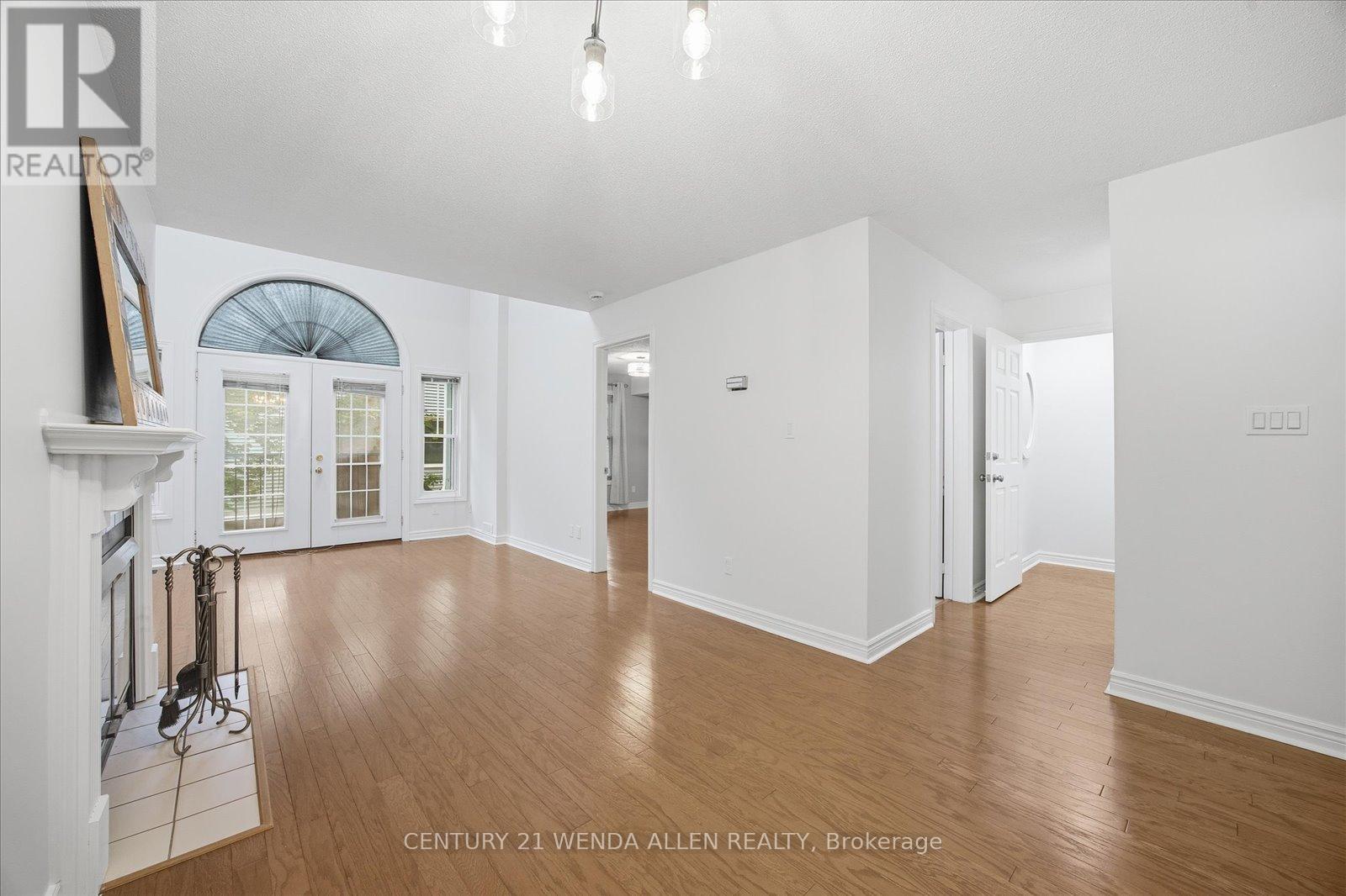 D16 - 1663 Nash Road, Clarington, ON - Indoor Photo Showing Other Room